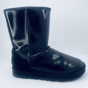 UGG Boots Classic Short  Iridescent Black Women’s Size 6